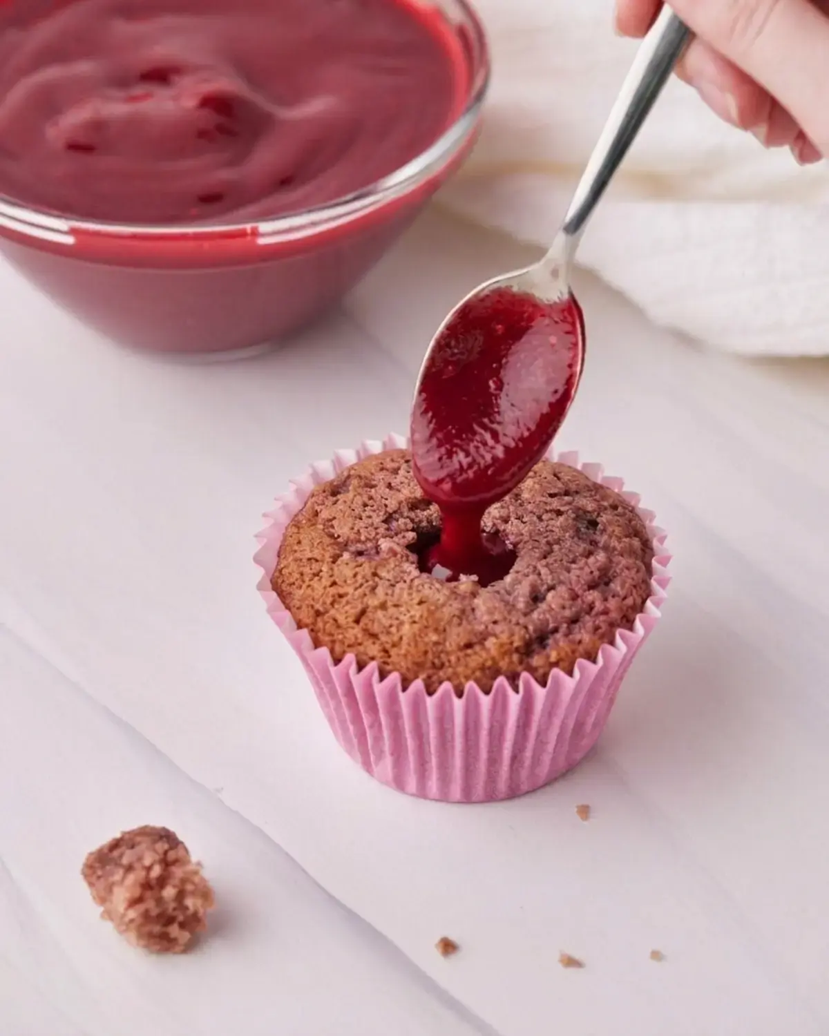 Raspberry Cupcakes With Raspberry Filling, How to assemble Raspberry Filled Cupcakes