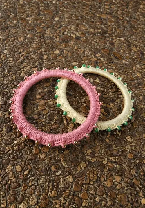 14 Crochet Bangle Bracelet Free Patterns, 13. Beaded Bangles