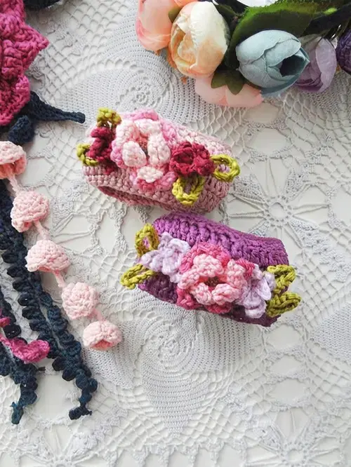 14 Crochet Bangle Bracelet Free Patterns, 3. Crocheted Floral Bangles