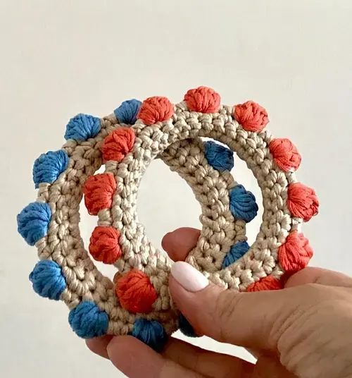 14 Crochet Bangle Bracelet Free Patterns, 6. Santorini Bangle Bracelet Pattern