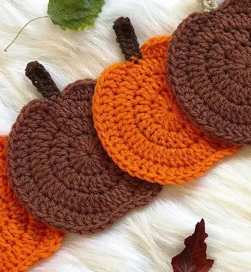 6 Five-Minute Fall Free Crochet Patterns, 3. Pumpkin Coaster